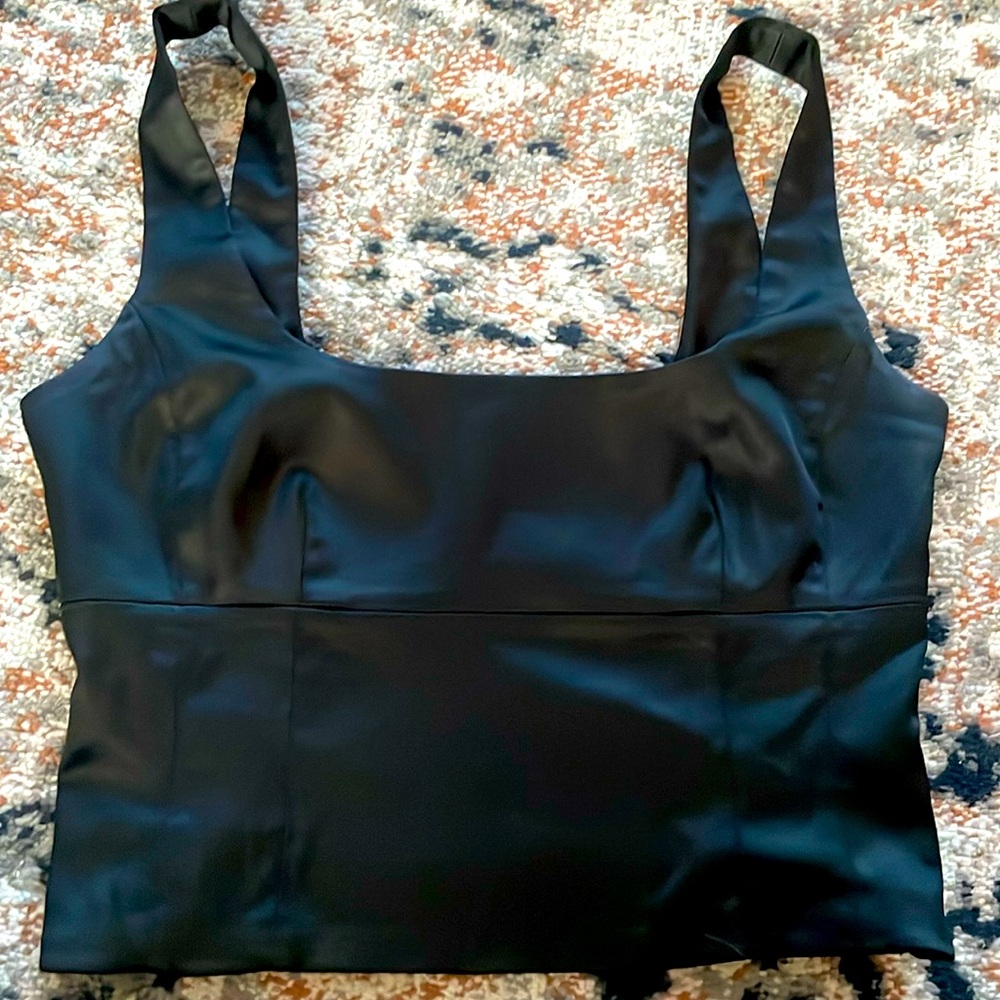 Aritzia satin top small